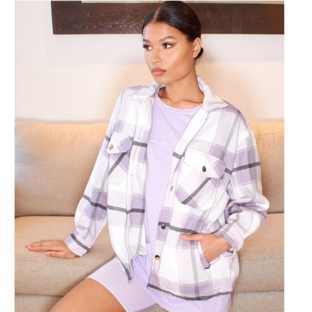 Pain purple tshirt with purple checked shacket.